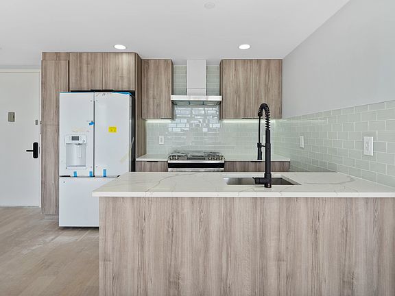 5th image of 14617 Northern Blvd #6A