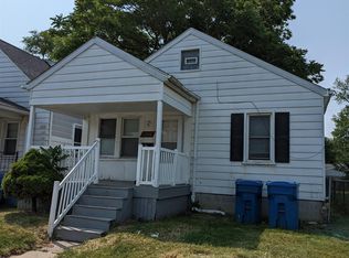 8258 Toepfer Rd, Warren, MI 48089