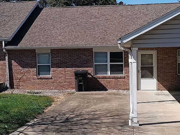 2nd image of 2516 Fairview Way APT 4