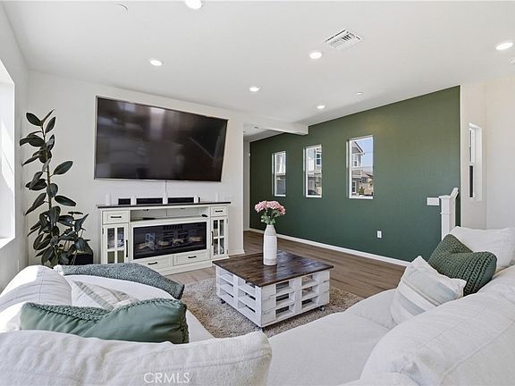 5th image of 2684 E Towhee St