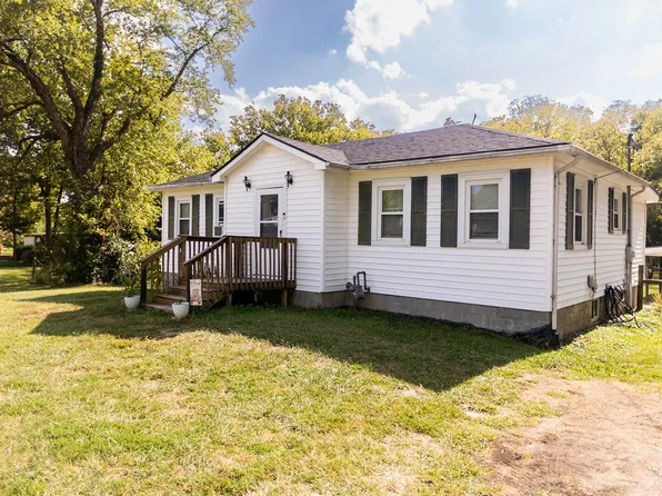 2317 Muddy Creek Rd, Winchester, KY 40391