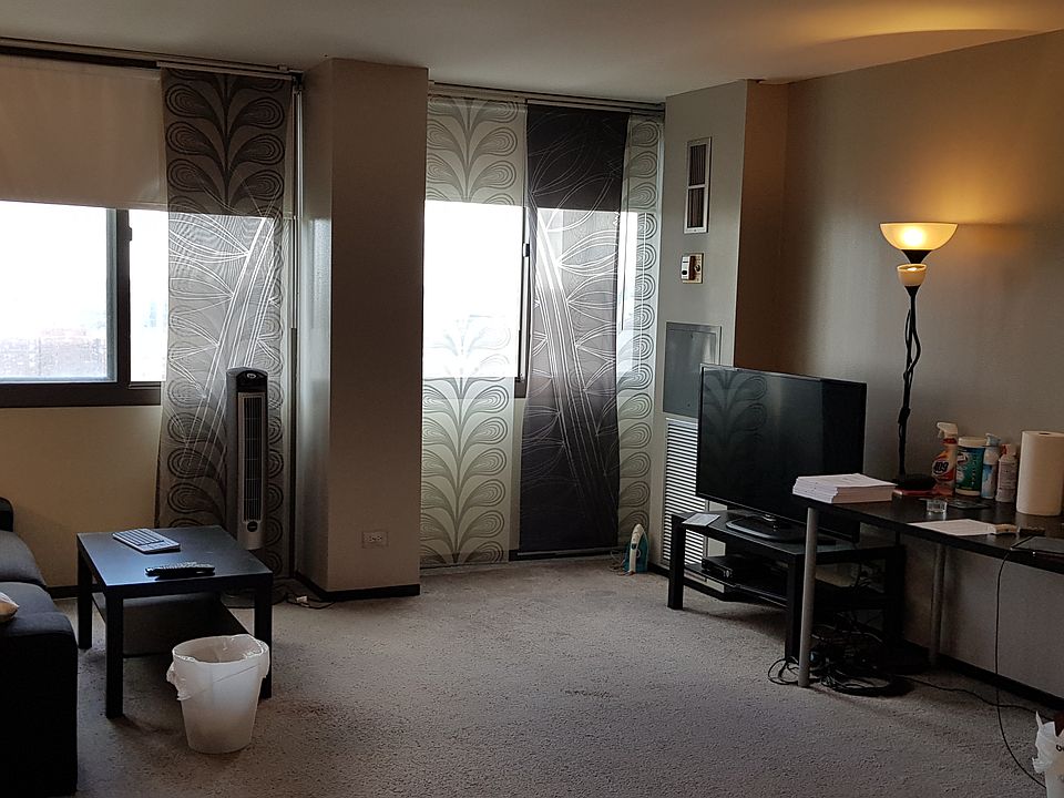 1st image of 4800 S Lake Park Ave APT 1912