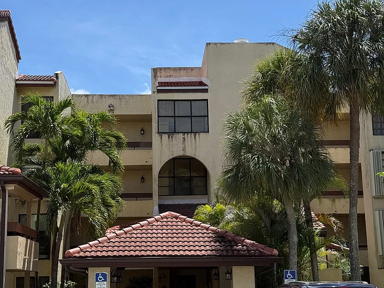 8860 SW 123rd Ct #K303 — Photo 19