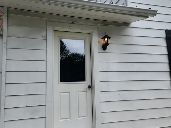 144 W Main St APT A, Leola, PA 17540