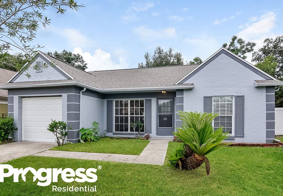 1st image of 1668 Palm Leaf Dr