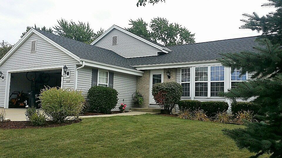1st image of 2725 Fieldridge Dr