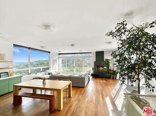 20471 Medley Ln, Topanga, CA 90290