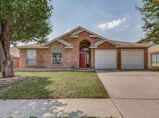 7602 Southbridge Ln, Arlington, TX 76002