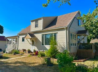 410 4th St, Stout, IA 50673