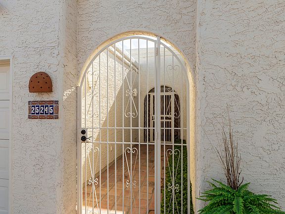 4th image of 25245 S PINEWOOD Drive