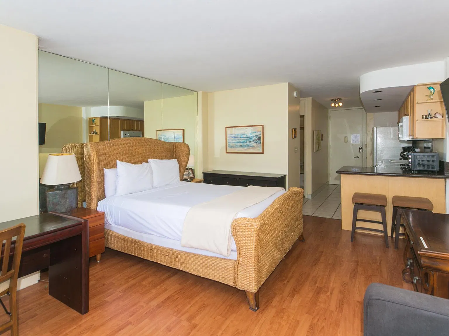 Studio, 455 sqft, $2,150 — Photo 4