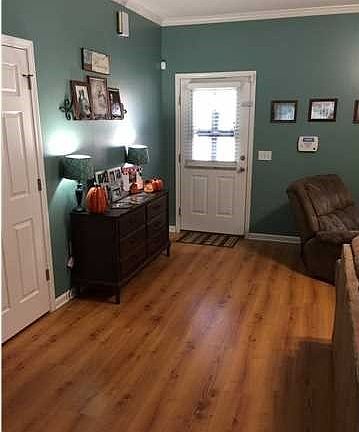 3rd image of 5385 Smith St