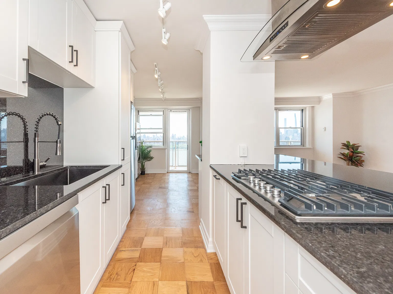 2 bed, 1400 sqft, $3,800 — Photo 3