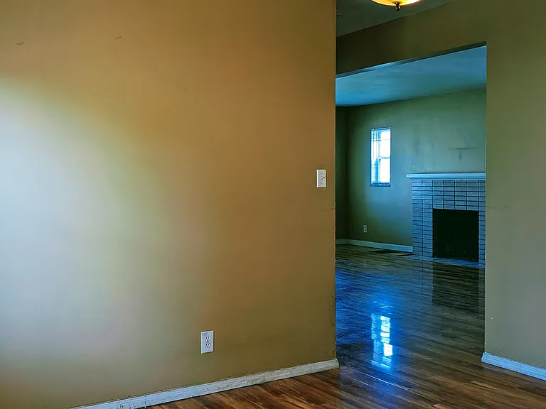 543 Woodbury Ave — Photo 10