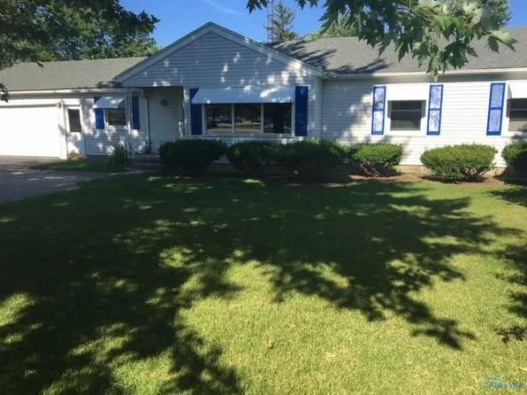 1070 N Williams St, Paulding, OH 45879