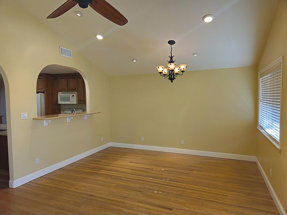 5th image of 1617 Pacific Dr