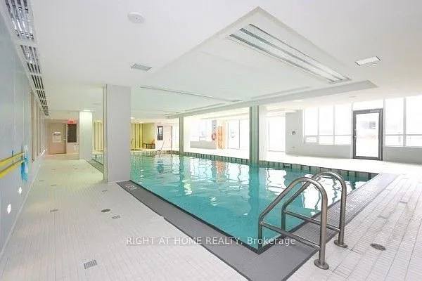 7165 N Yonge St E #1901 — Photo 4