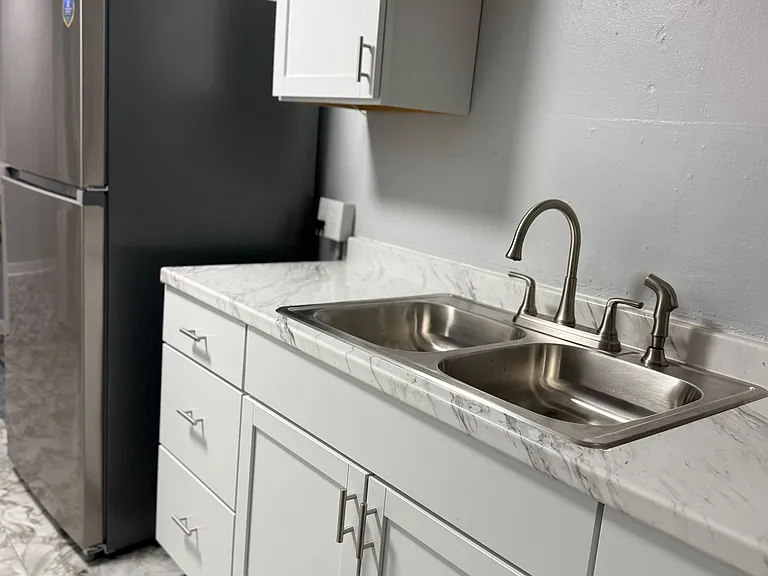 34 W Burton Ave — Photo 31