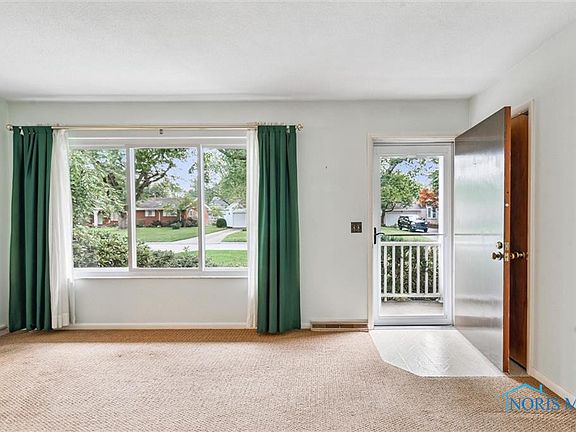 4th image of 2008 Firlawn Dr