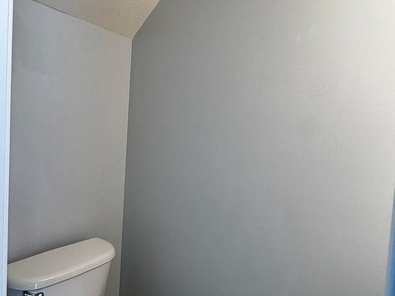 5th image of 101 Bridgewood Dr