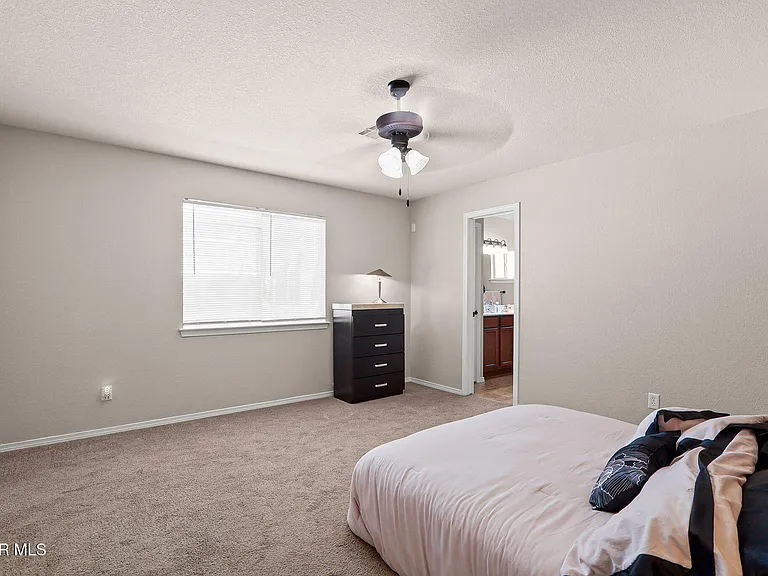 2057 Shreya St — Photo 26