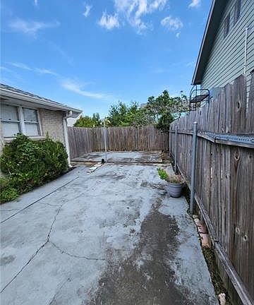 3rd image of 2209 Saint Ann St