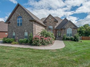 2722 Jasmine St, Lebanon, TN 37087