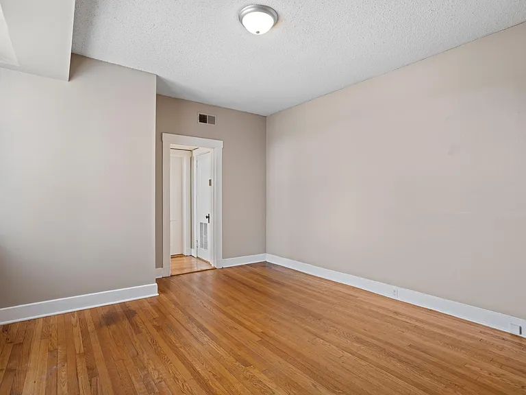 City View Apartments — Photo 6