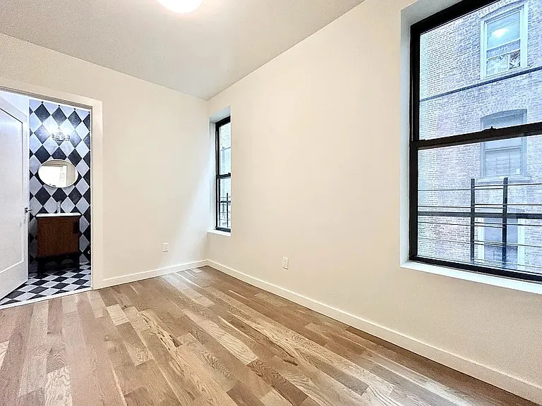 524 W 134th St #1D — Photo 6