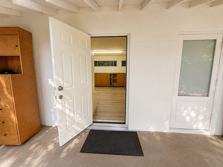 934 El Campo Dr — Photo 17