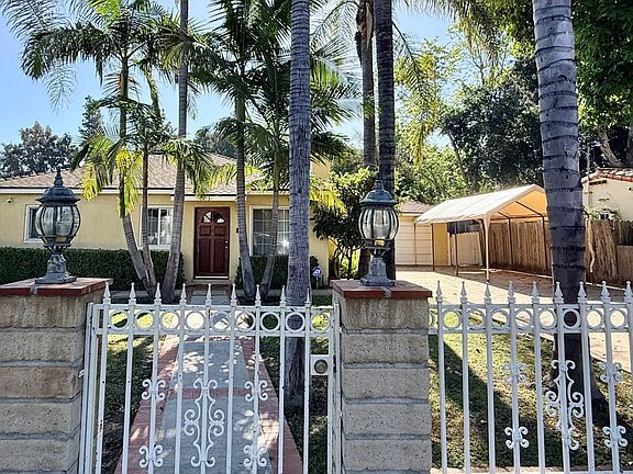 2nd image of 7454 Darby Ave