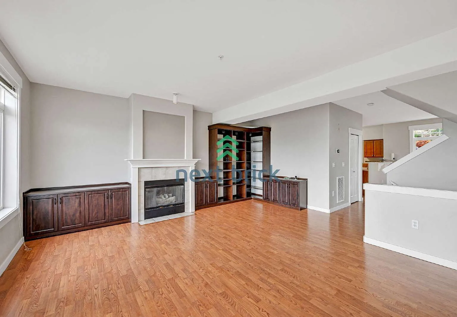 "Spacious 3-Bedroom Retreat with 3.5 Baths in Issaquah - 1,707 Sq. Ft. of Comfort!" — Photo 4