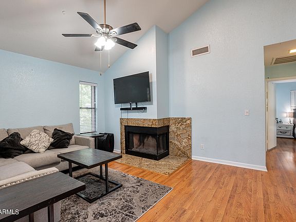 3rd image of 4201 N 20th St Unit 207