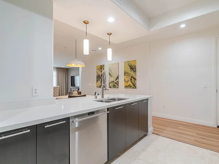 352 Caruso Ave — Photo 17