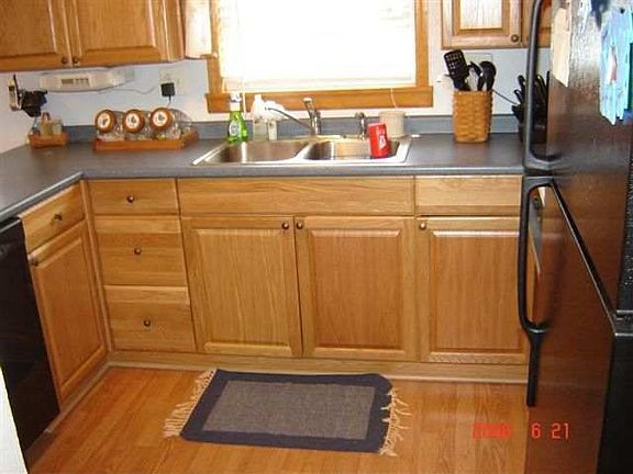 3rd image of 1198 Shide Ave