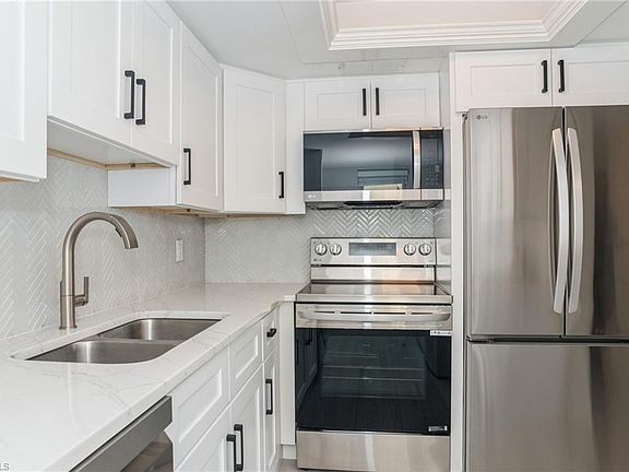 4th image of 1155 Sandpiper ST #B3