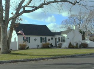 1346 Pine Drive, Bay Shore, NY 11706