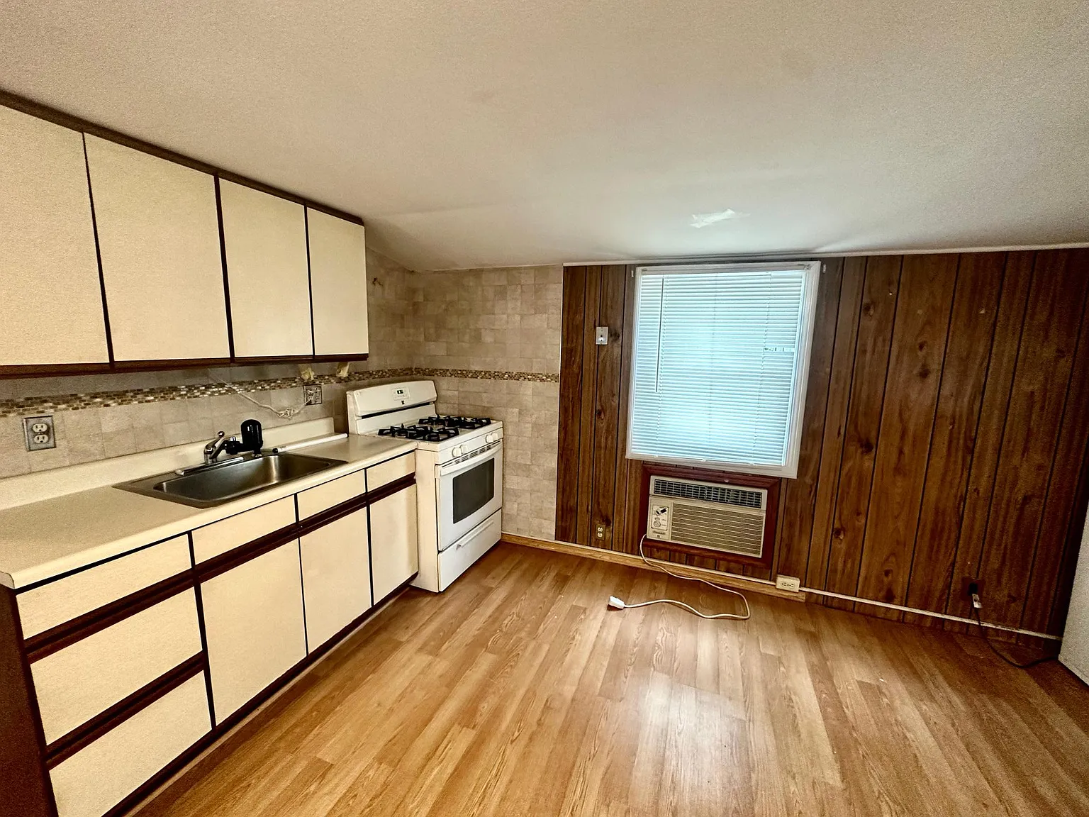 Erma Dr, East Meadow — Photo 1