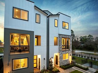 2423 W 11th St, Houston, TX 77008