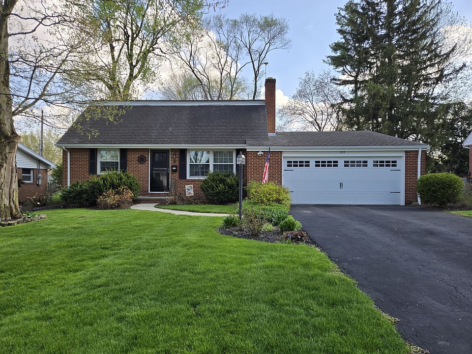 1st image of 133 Woodley Ter