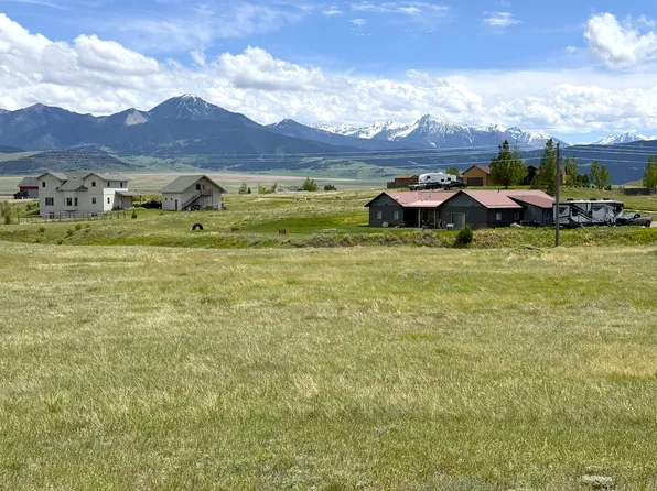 14 Haven Meadow Loop, Livingston, MT 59047
