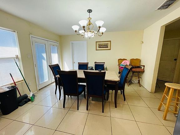 4th image of 314 Mescalero Dr