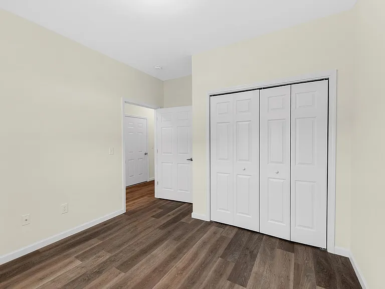 Townhomes at Woodland's Edge — Photo 14