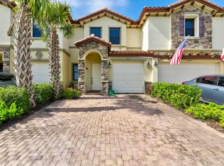 4022 Devenshire Ct, Pompano Beach, FL 33073