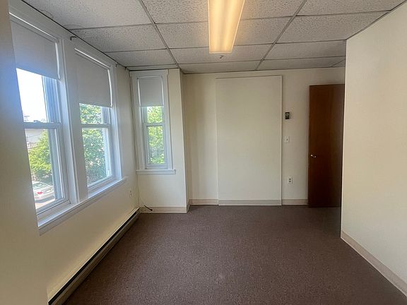 2nd image of 723 Washington St #2F