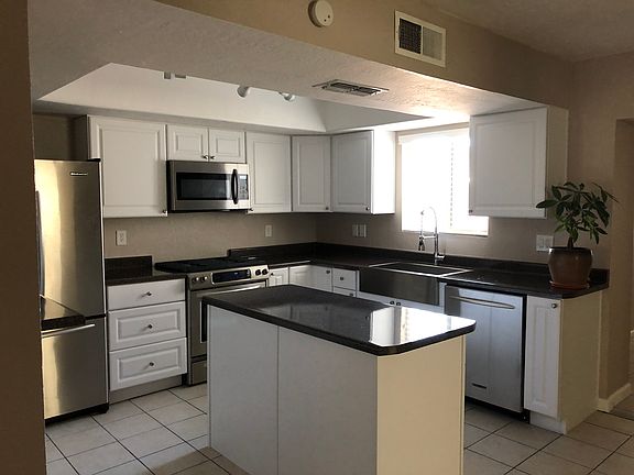4th image of 1141 W North Ln