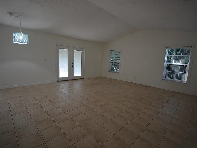 1379 Pinetta Cir — Photo 14