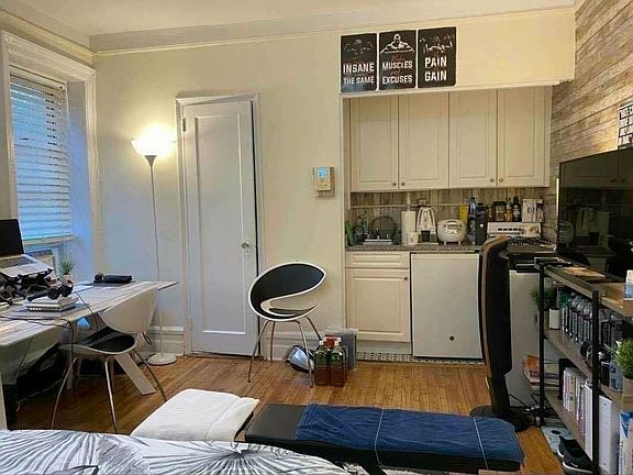3rd image of 508 W 112th St #5B