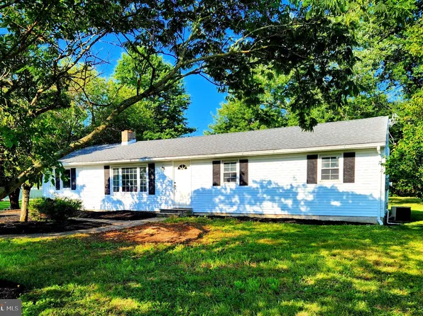 66 Rocky Ridge Rd, Quakertown, PA 18951