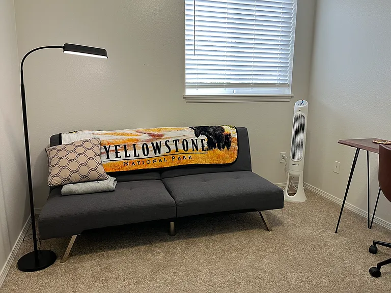 Lily Dr — Photo 7